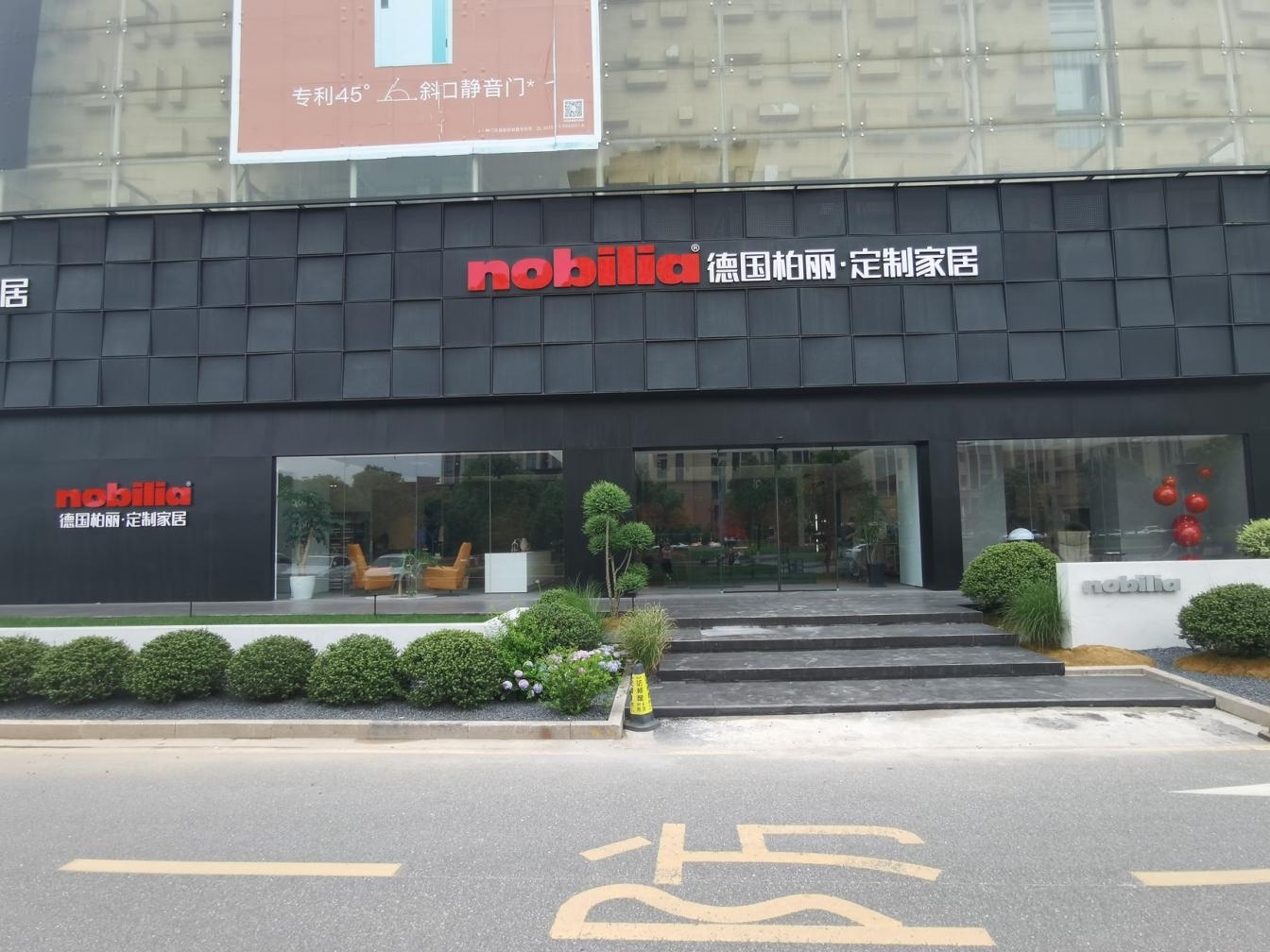 1654735387861142MN9y.jpg 5.jpg